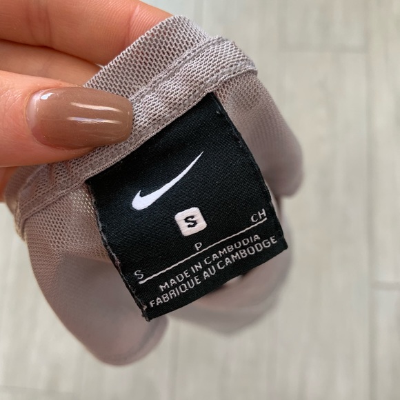 Nike Pro gray size small - Picture 3 of 3